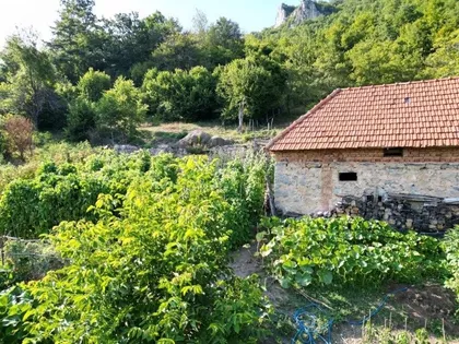 Kaluđerovići  | 4zida.rs