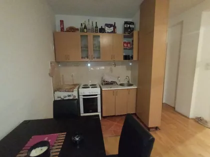 Braće Ribnikar | 4zida.rs