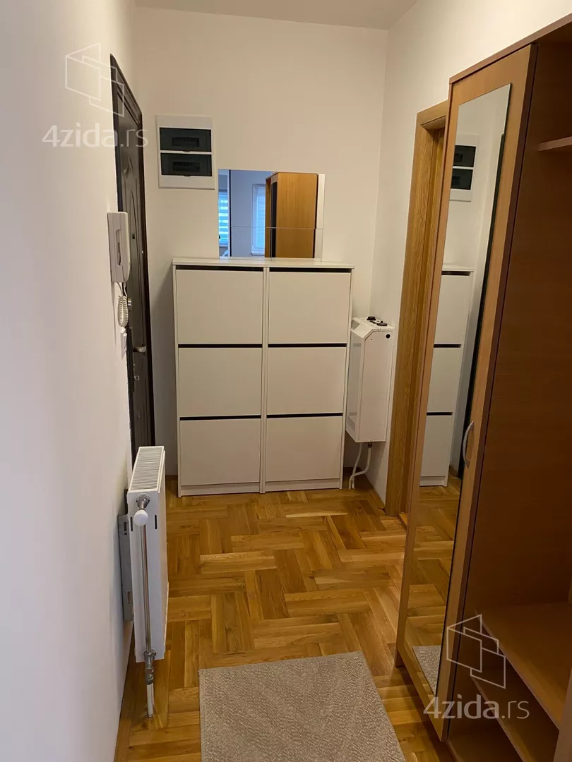 Garsonjera | 4zida