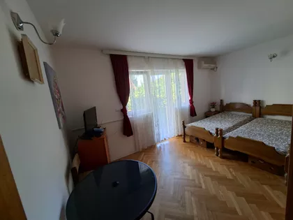 Nemanjina | 4zida.rs