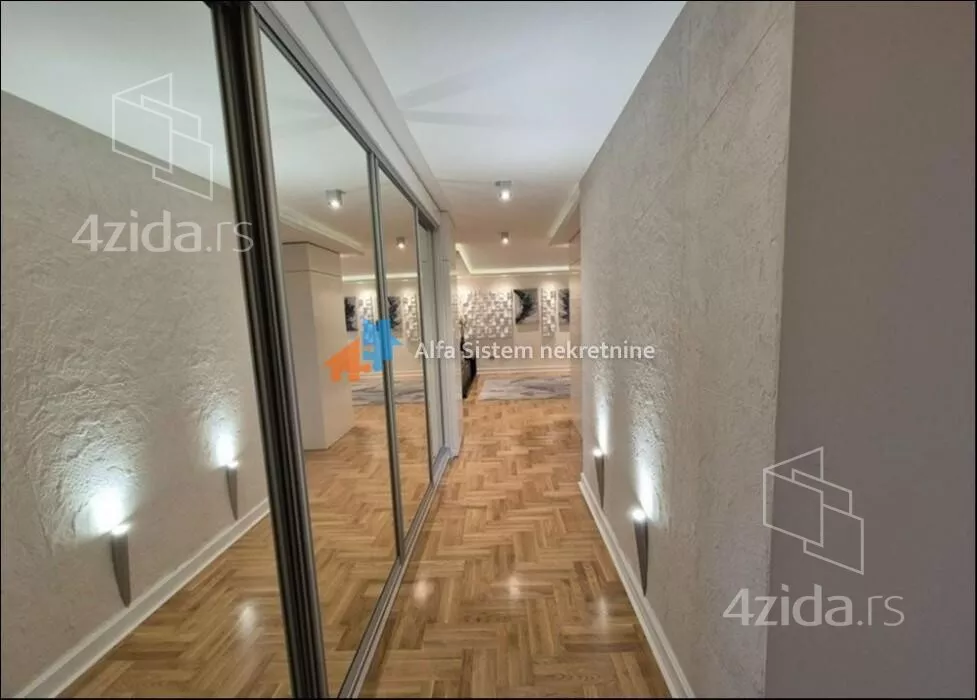 Petosoban stan | 4zida