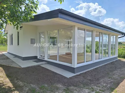 Banoštor | 4zida.rs
