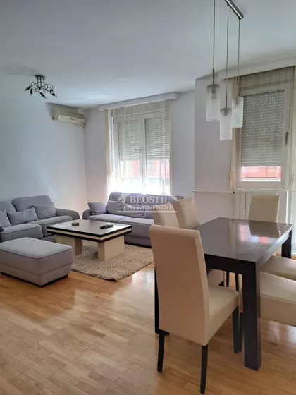 Golubačka | 4zida.rs