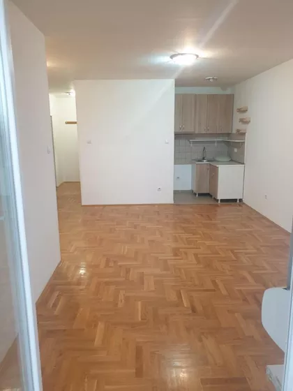 Bulevar Patrijarha Pavla (Somborski Bulevar) | 4zida.rs