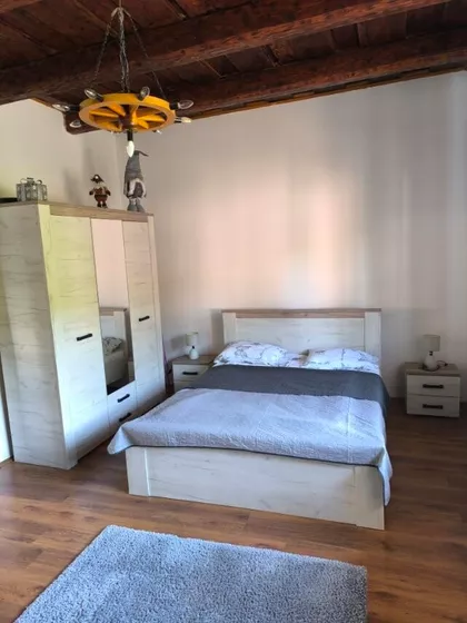 Nova Kolonija | 4zida.rs