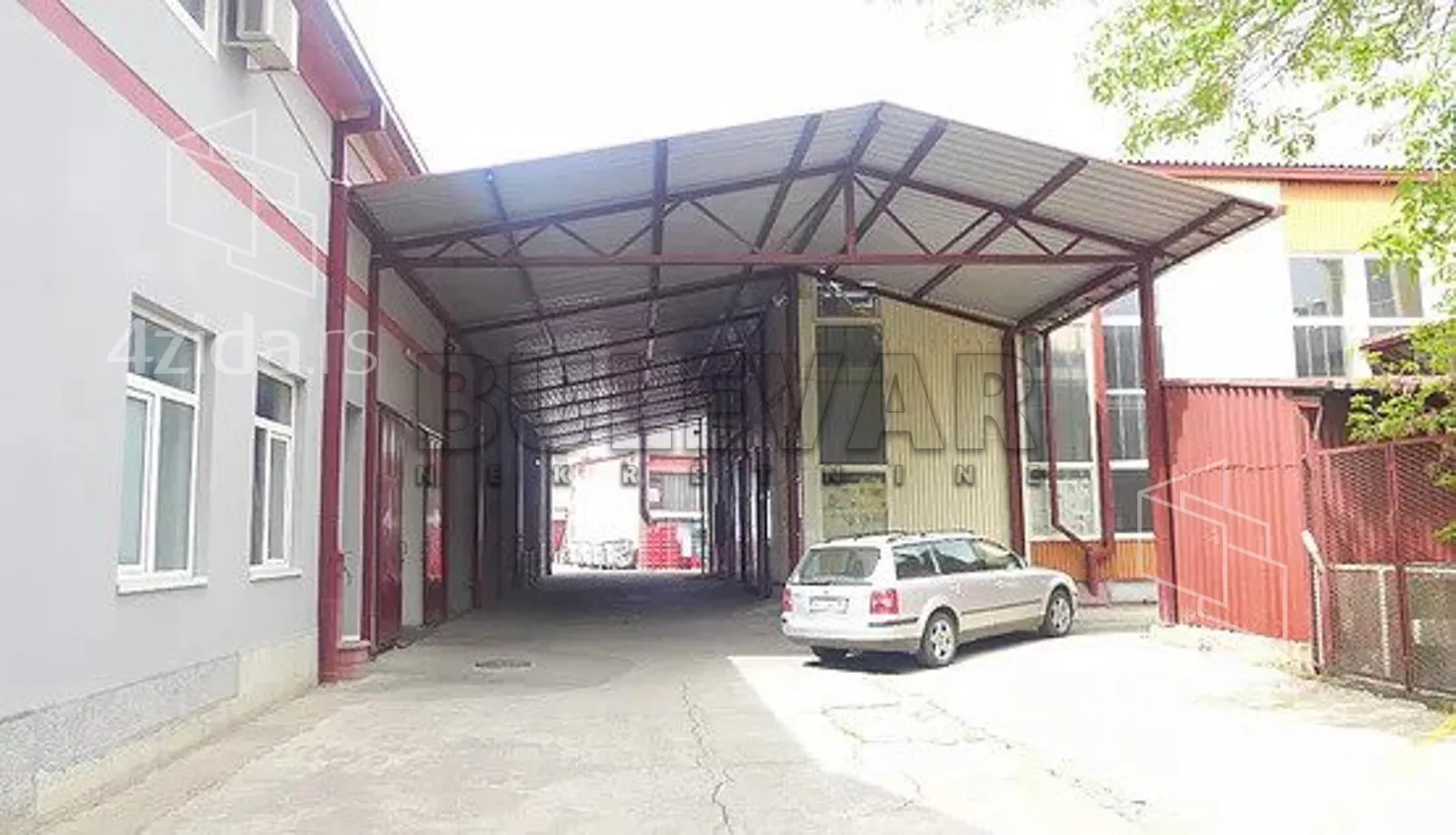Lokal | 4zida