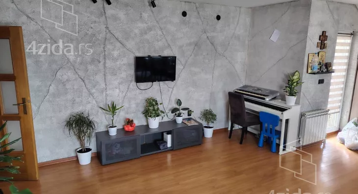 3-etažna kuća | 4zida