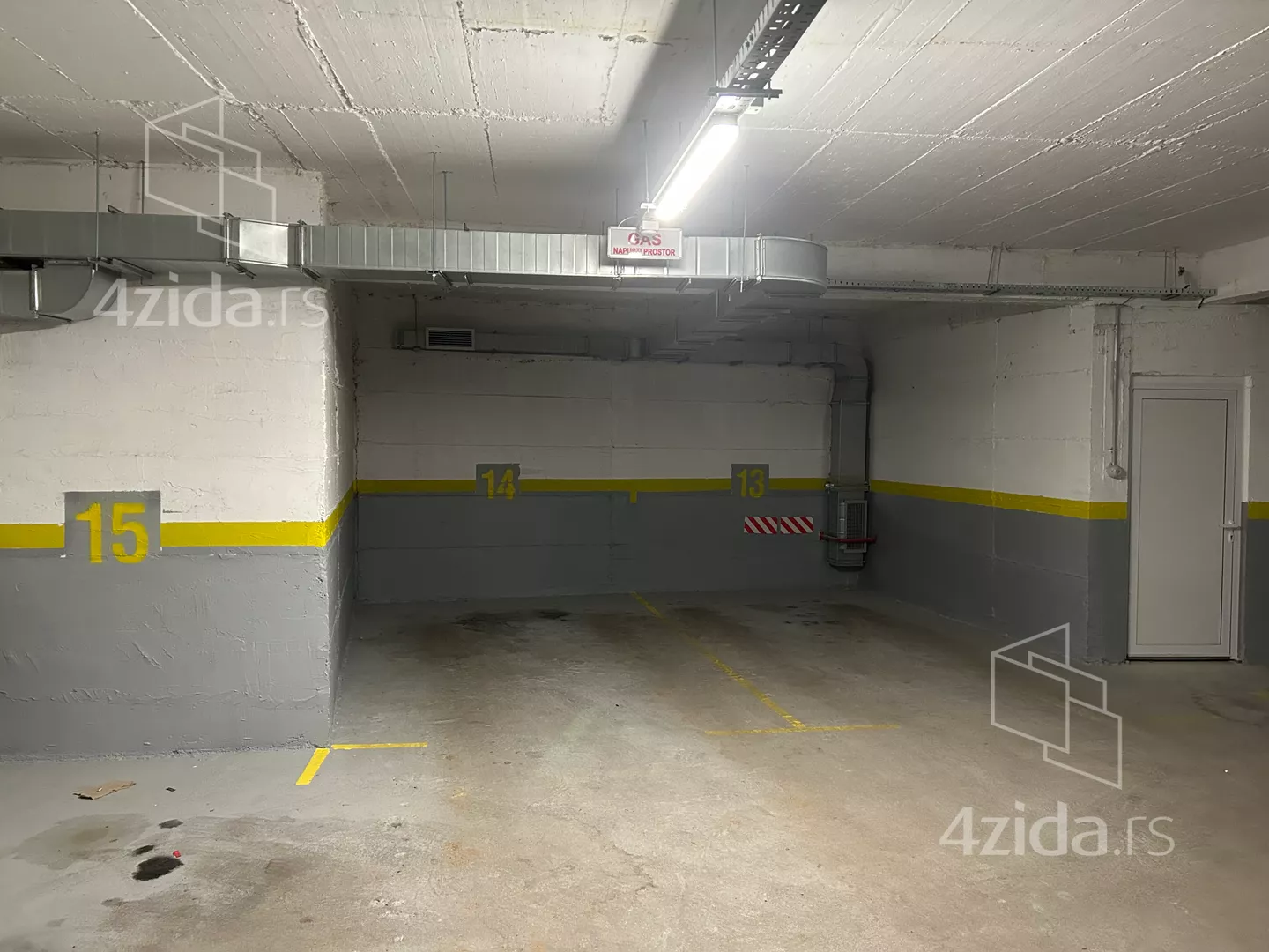 Parking | 4zida