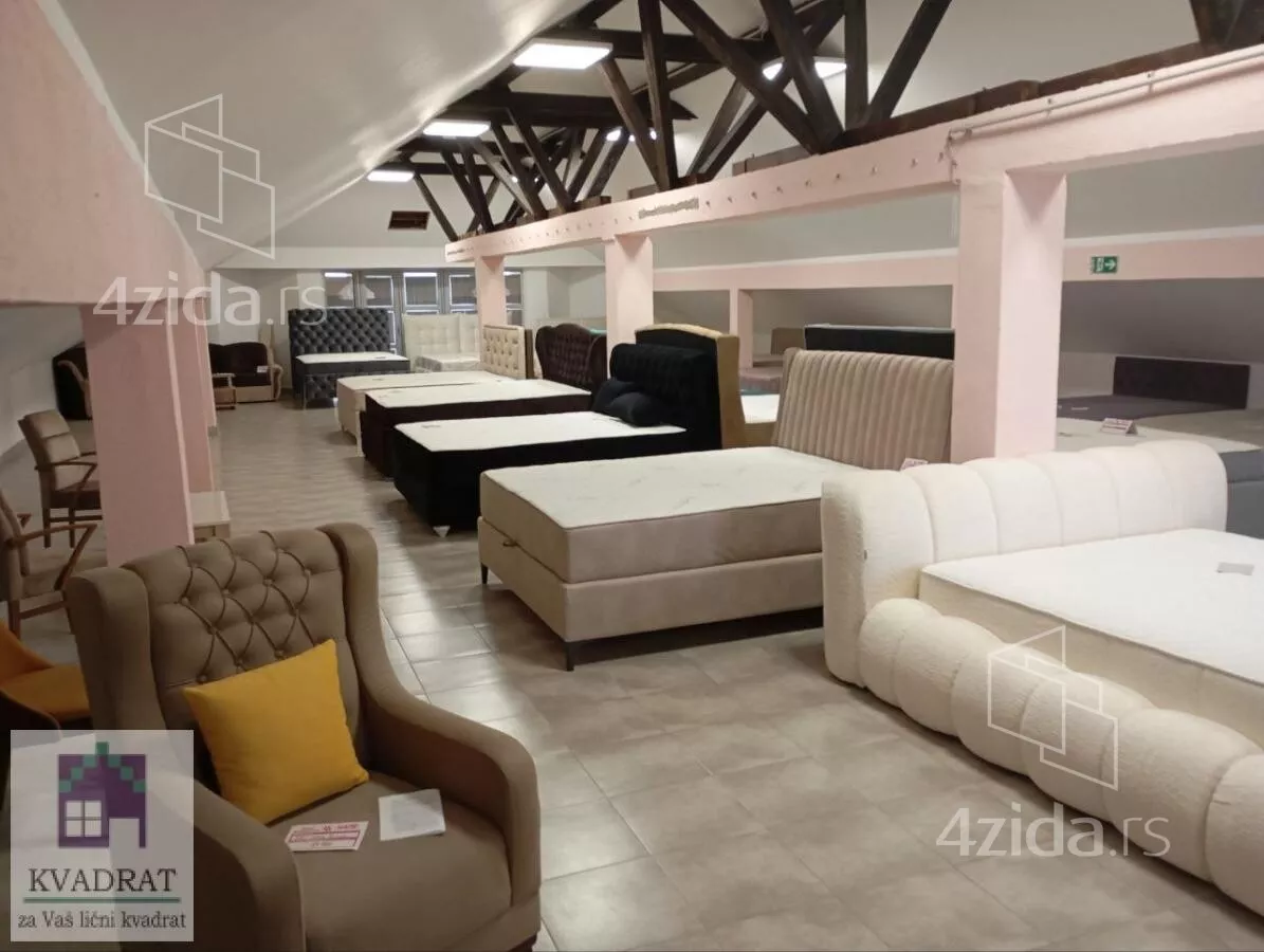 Lokal | 4zida
