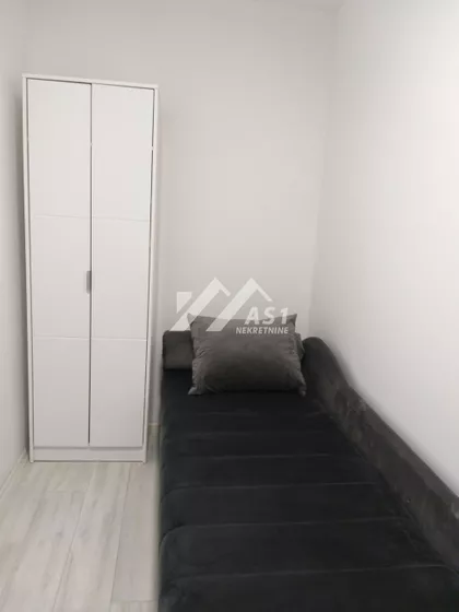 Rumenački put | 4zida.rs