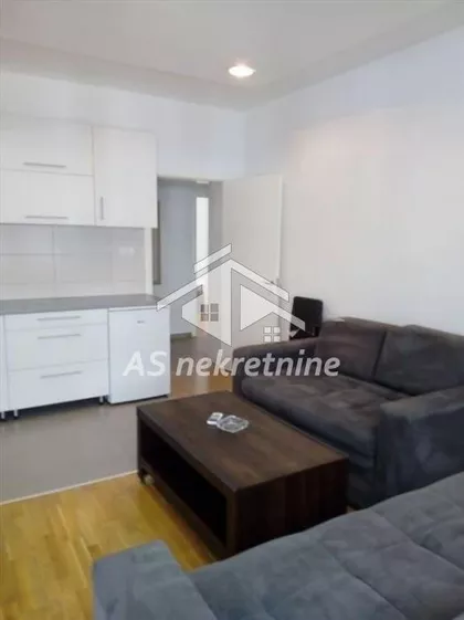 Krunski Venac | 4zida.rs