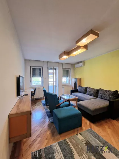 Bulevar Oslobođenja | 4zida.rs