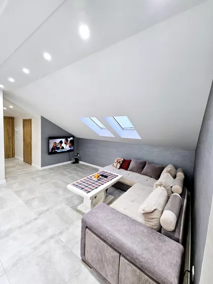 Ugrinovački Put 32 Deo | 4zida.rs