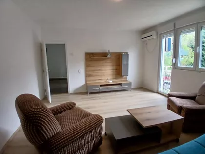 Vašarište | 4zida.rs