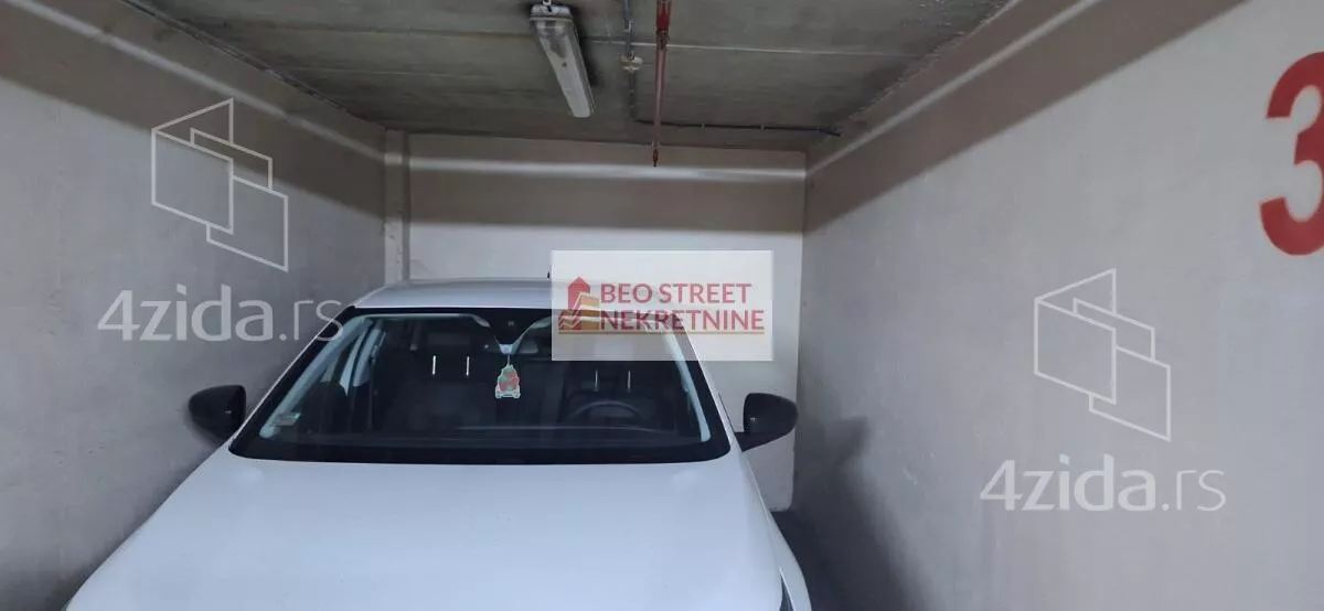 Garaža/Parking | 4zida