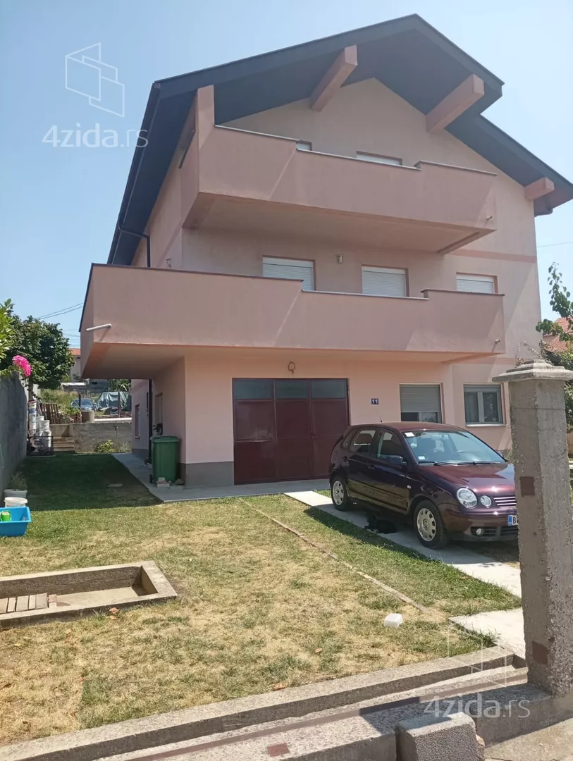 3-etažna kuća | 4zida