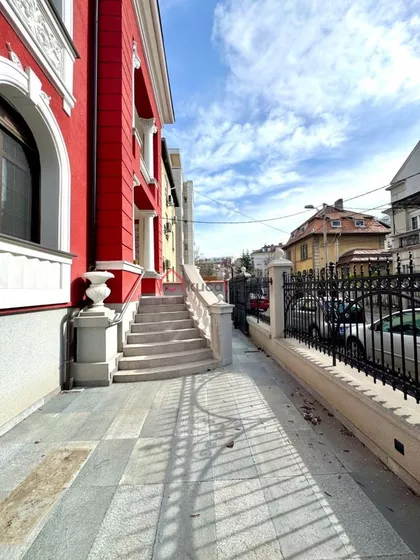 Kalenić pijaca | 4zida.rs