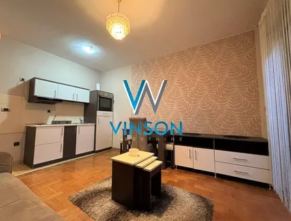 Jovana Subotića | 4zida.rs