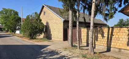 Lovćenac | 4zida.rs