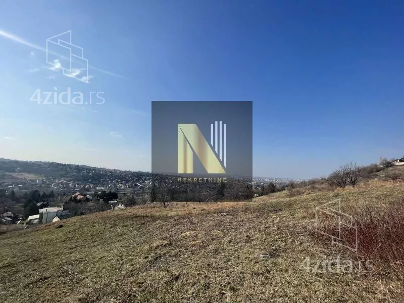 Plac | 4zida