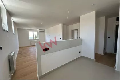 Duvanjska | 4zida.rs