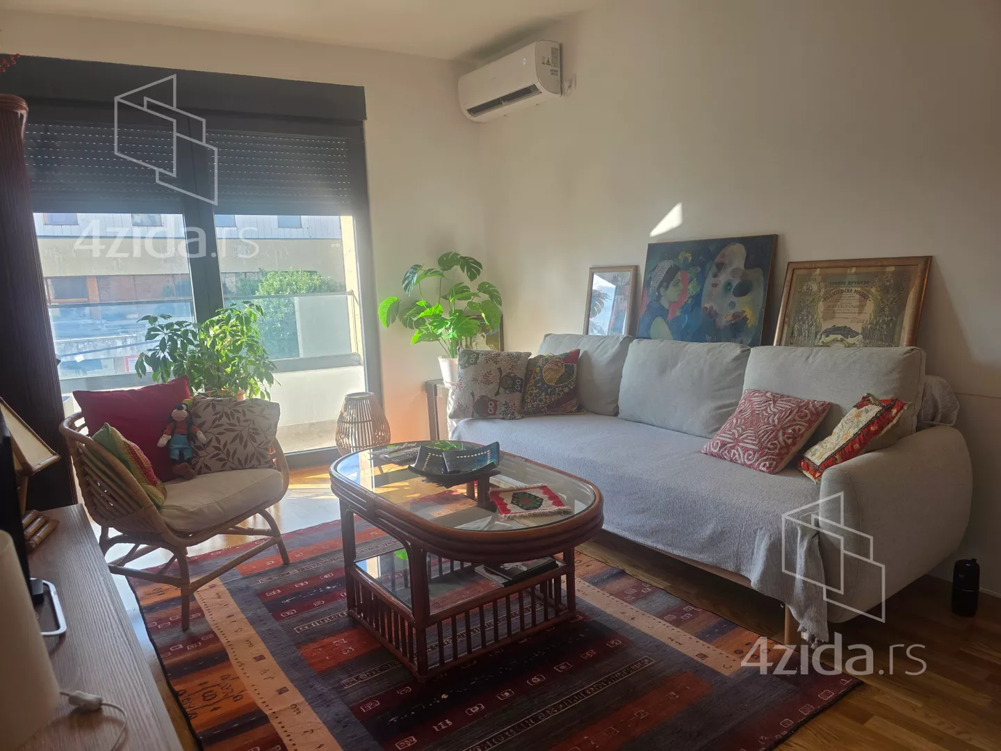 Dvoiposoban stan | 4zida