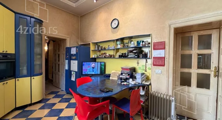 Petoiposoban stan | 4zida