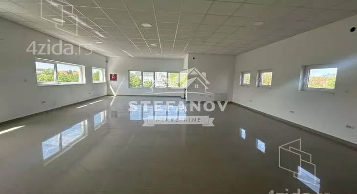 Poslovni prostor | 4zida