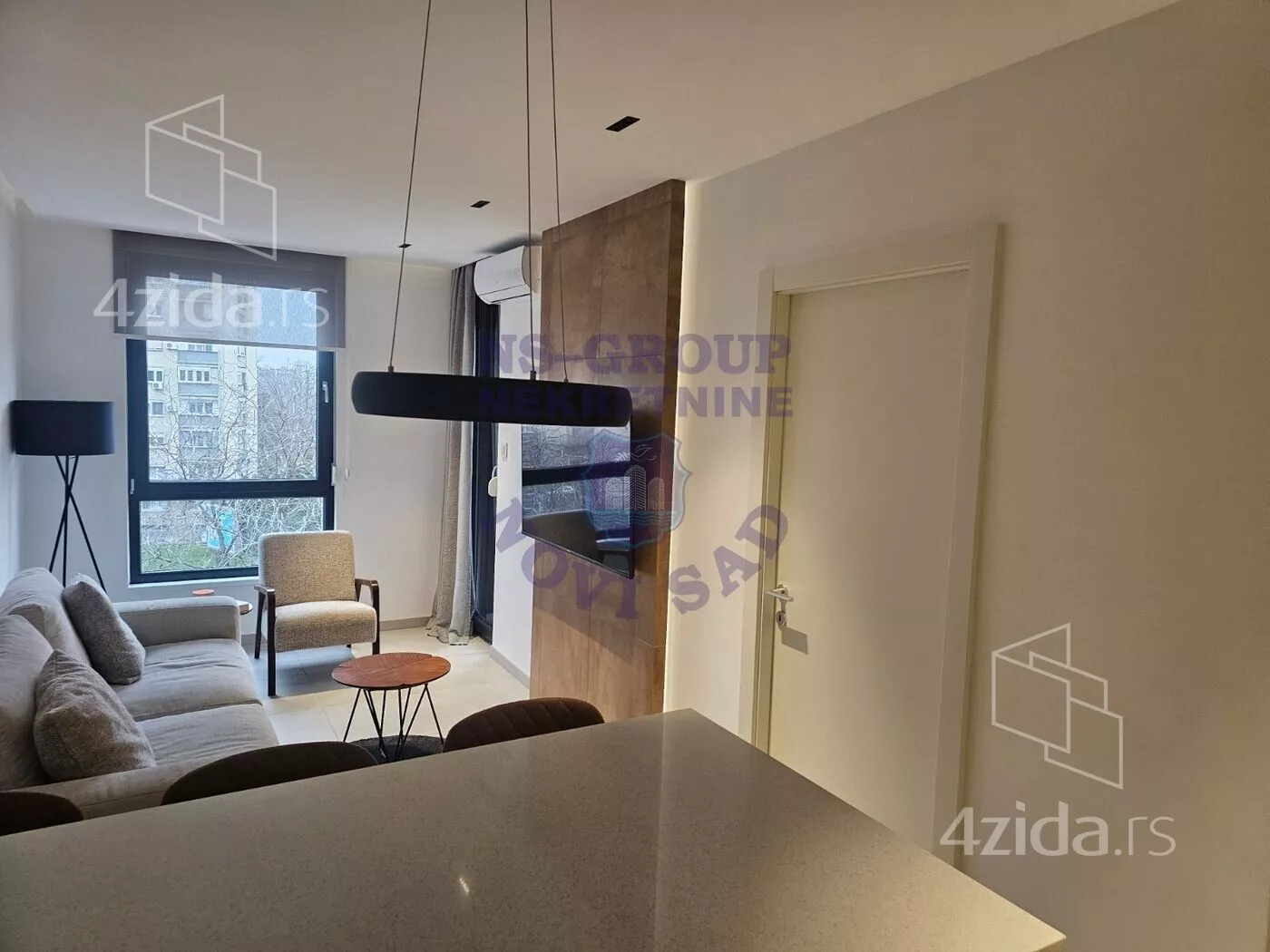 Jednoiposoban stan | 4zida