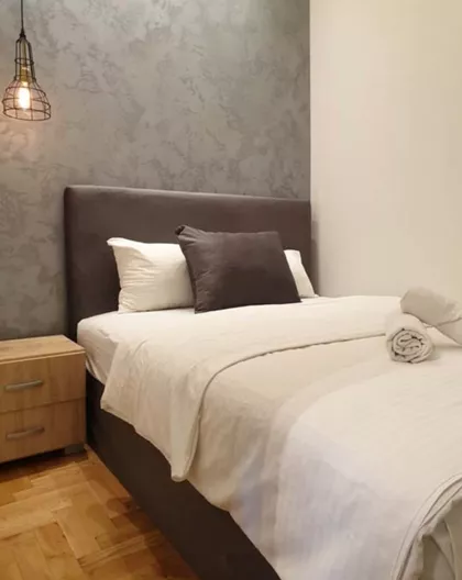 Crveni Krst Vračar | 4zida.rs