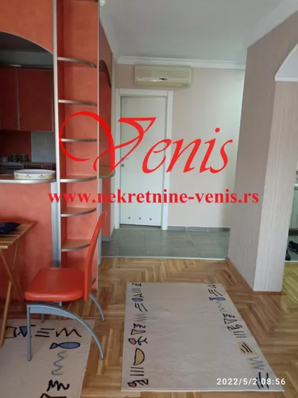 Bulevar Cara Lazara | 4zida.rs