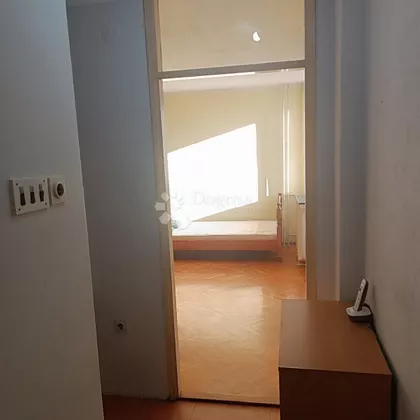 Ustanička | 4zida.rs