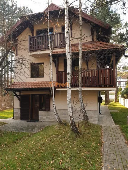 Krfska | 4zida.rs
