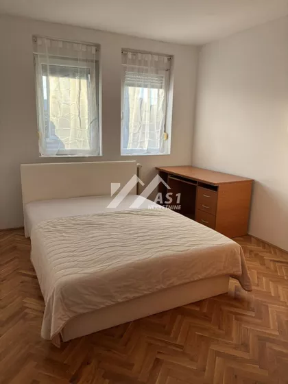 Karađorđeva | 4zida.rs