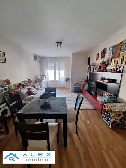 Braće Ribnikar | 4zida.rs