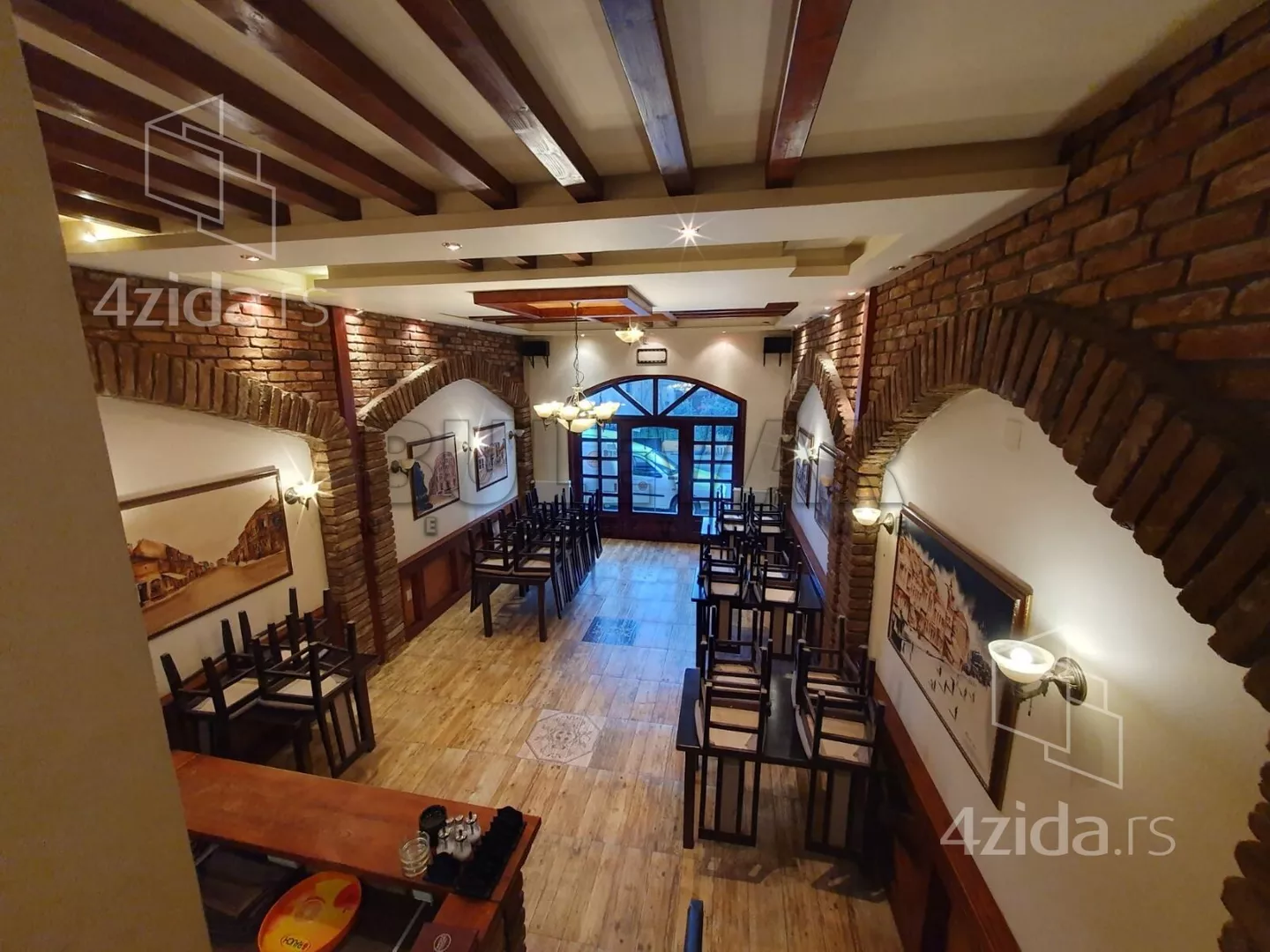 Lokal | 4zida