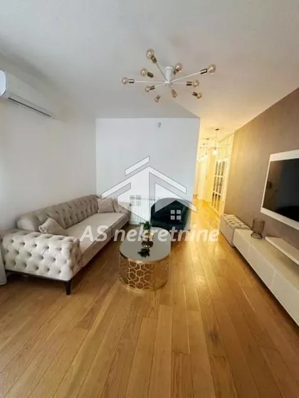 Lekino Brdo | 4zida.rs