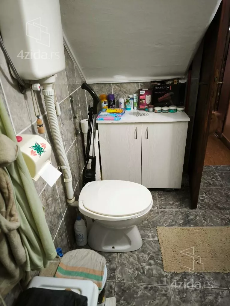 3-etažna kuća | 4zida