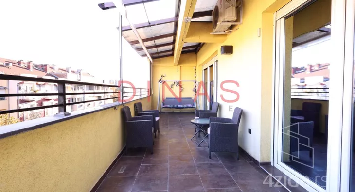 Šestosoban stan | 4zida