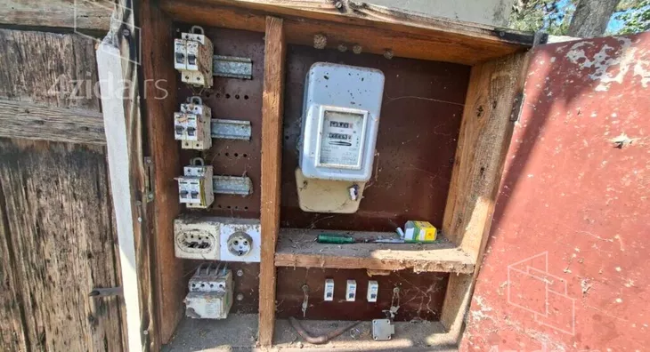 Građevinsko zemljište | 4zida