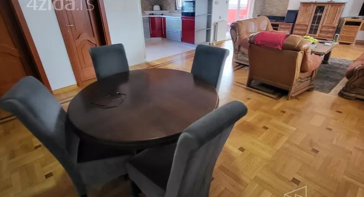 Petosoban stan | 4zida