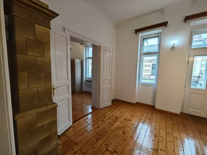 Železnička 4 | 4zida.rs