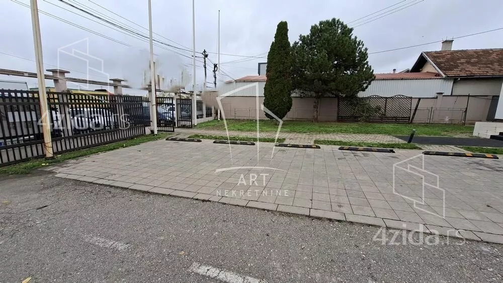 Poslovni prostor | 4zida