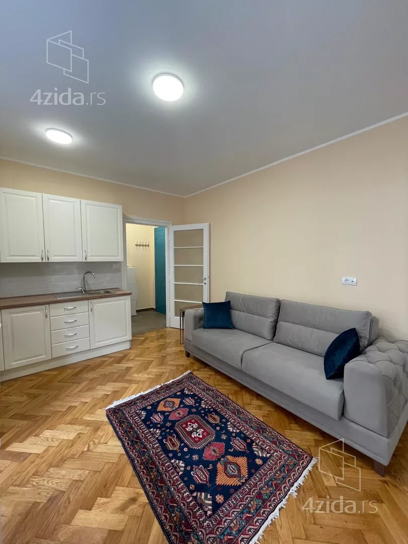 Garsonjera | 4zida