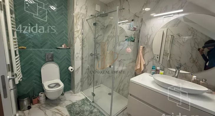 Petosoban stan | 4zida