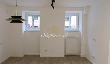 Stari Grad | 4zida.rs