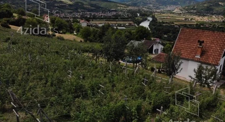 Plac | 4zida