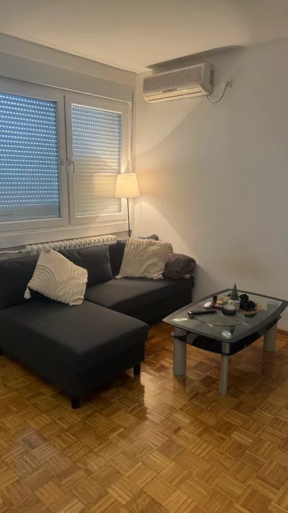 Crnotravska 13 | 4zida.rs