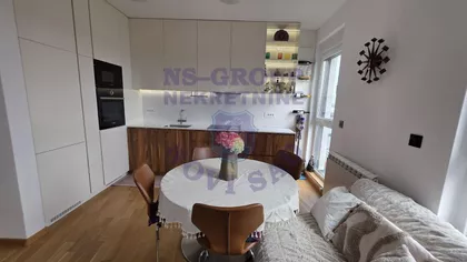 Cara Dušana | 4zida.rs