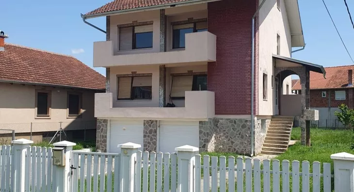 3-etažna kuća | 4zida